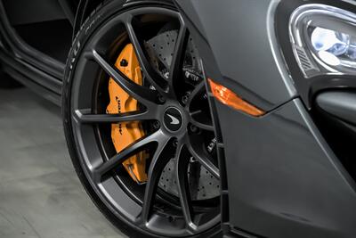 2019 McLaren 570S Spider -FRESH SERVICE-MINT 570S!   - Photo 4 - Joliet, IL 60435