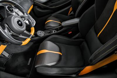 2019 McLaren 570S Spider -FRESH SERVICE-MINT 570S!   - Photo 27 - Joliet, IL 60435
