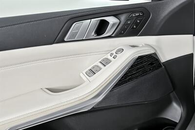 2022 BMW X7 xDrive40i   - Photo 17 - Joliet, IL 60435