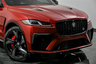 2025 Jaguar F-PACE SVR 575 EDITION   - Photo 2 - Joliet, IL 60435