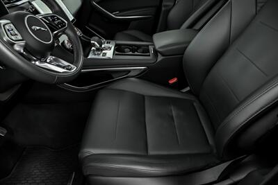 2025 Jaguar F-PACE SVR 575 EDITION   - Photo 17 - Joliet, IL 60435