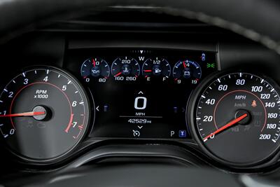 2019 Chevrolet Camaro SS   - Photo 27 - Joliet, IL 60435