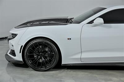 2019 Chevrolet Camaro SS   - Photo 7 - Joliet, IL 60435