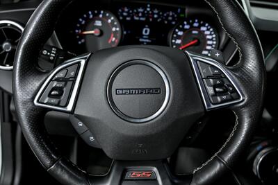 2019 Chevrolet Camaro SS   - Photo 28 - Joliet, IL 60435