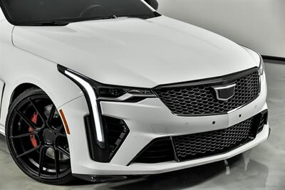 2023 Cadillac CT4-V Blackwing   - Photo 3 - Joliet, IL 60435