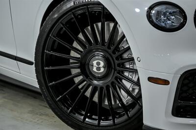 2023 Bentley Flying Spur V8   - Photo 4 - Joliet, IL 60435