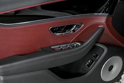2023 Bentley Flying Spur V8   - Photo 18 - Joliet, IL 60435