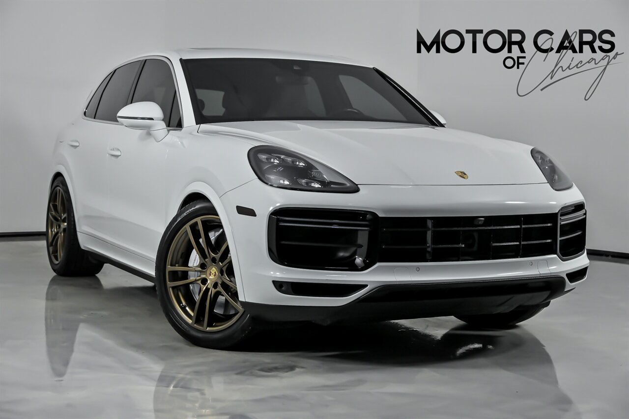 2019 Porsche Cayenne Turbo's photo