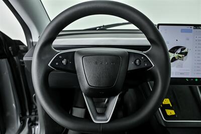 2026 Tesla Model Y Long Range-WHITE GUTS! - Photo 26 - Joliet, IL 60435