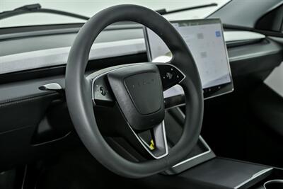 2026 Tesla Model Y Long Range-WHITE GUTS! - Photo 24 - Joliet, IL 60435