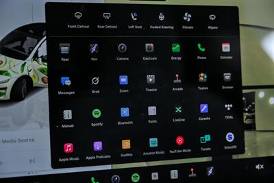 2026 Tesla Model Y Long Range-WHITE GUTS! - Photo 30 - Joliet, IL 60435