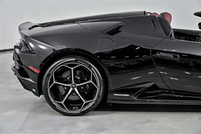2020 Lamborghini Huracan EVO Spyder   - Photo 13 - Joliet, IL 60435