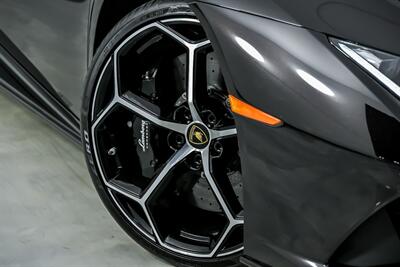 2020 Lamborghini Huracan EVO Spyder   - Photo 4 - Joliet, IL 60435
