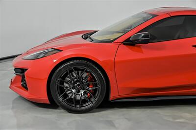 2024 Chevrolet Corvette Z06 3LZ   - Photo 7 - Joliet, IL 60435
