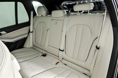 2022 BMW X5 xDrive40i   - Photo 24 - Joliet, IL 60435