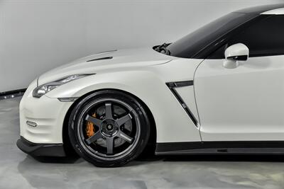 2014 Nissan GT-R Black Edition-$40K MODS-BUILT GT-R!   - Photo 7 - Joliet, IL 60435