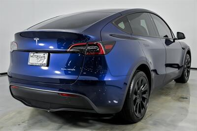 2023 Tesla Model Y Long Range - Photo 12 - Joliet, IL 60435