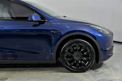 2023 Tesla Model Y Long Range - Photo 15 - Joliet, IL 60435
