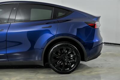 2023 Tesla Model Y Long Range - Photo 9 - Joliet, IL 60435