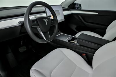 2023 Tesla Model Y Long Range - Photo 19 - Joliet, IL 60435
