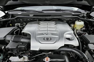 2021 Toyota Land Cruiser Heritage Edition   - Photo 17 - Joliet, IL 60435