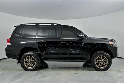 2021 Toyota Land Cruiser Heritage Edition   - Photo 14 - Joliet, IL 60435