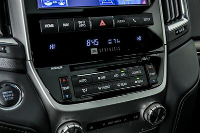 2021 Toyota Land Cruiser Heritage Edition   - Photo 34 - Joliet, IL 60435