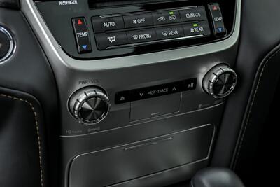 2021 Toyota Land Cruiser Heritage Edition   - Photo 35 - Joliet, IL 60435