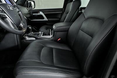 2021 Toyota Land Cruiser Heritage Edition   - Photo 21 - Joliet, IL 60435