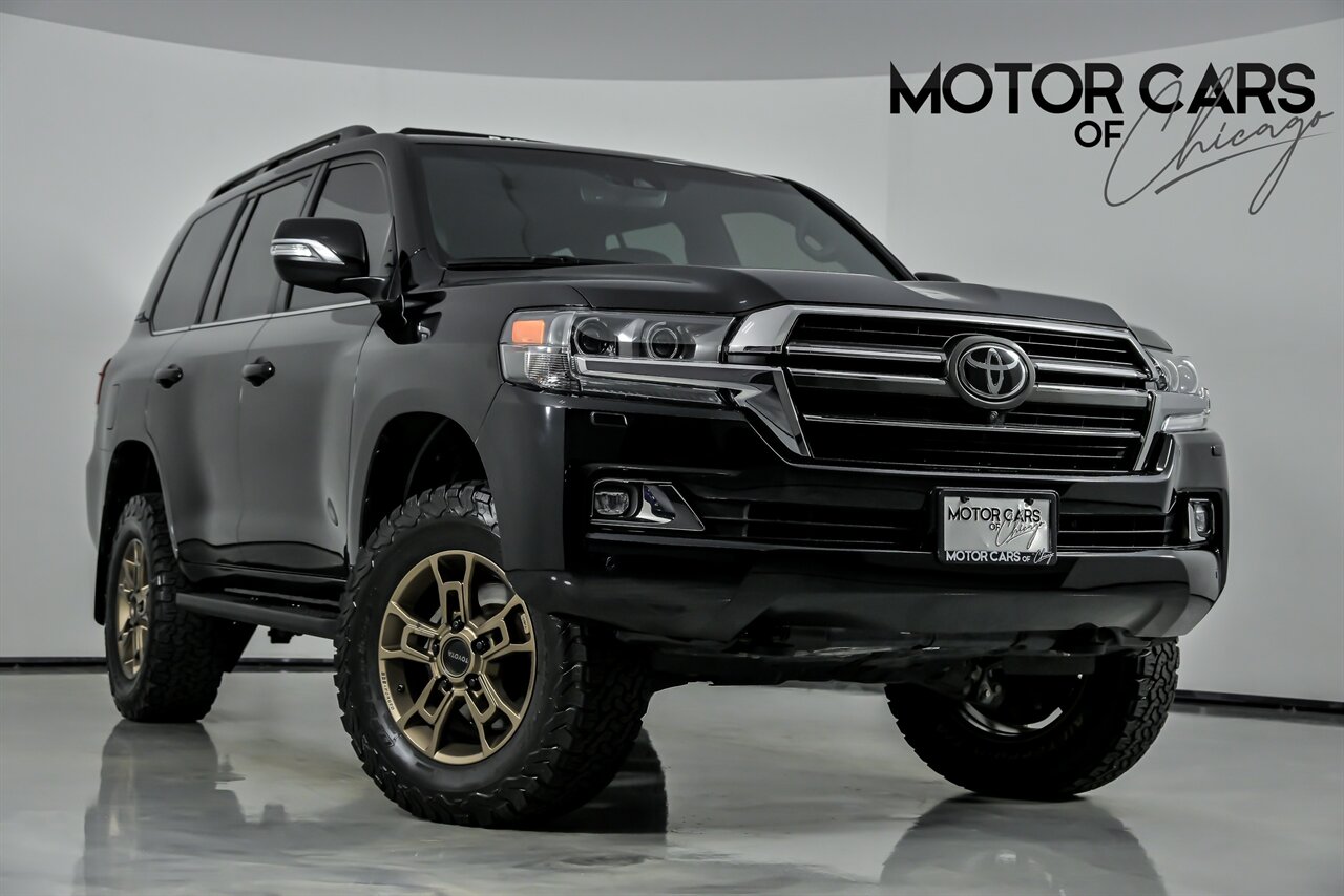 2021 Toyota Land Cruiser Heritage Edition   - Photo 1 - Joliet, IL 60435