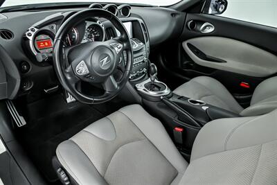 2012 Nissan 370Z   - Photo 19 - Joliet, IL 60435