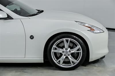 2012 Nissan 370Z   - Photo 15 - Joliet, IL 60435