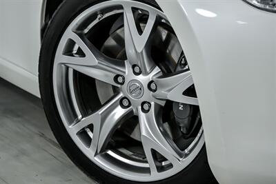 2012 Nissan 370Z   - Photo 4 - Joliet, IL 60435
