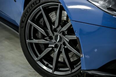 2017 Aston Martin DB11 LAUNCH EDITION   - Photo 4 - Joliet, IL 60435