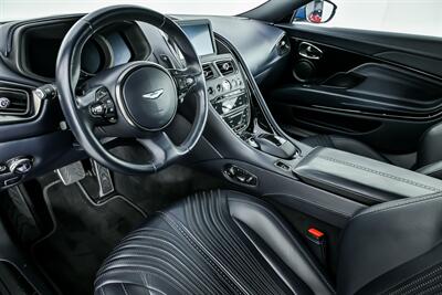 2017 Aston Martin DB11 LAUNCH EDITION   - Photo 23 - Joliet, IL 60435