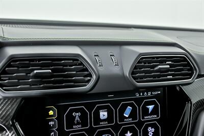 2022 Lamborghini Urus - Photo 35 - Joliet, IL 60435