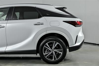 2024 Lexus RX 350 Premium   - Photo 9 - Joliet, IL 60435