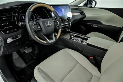 2024 Lexus RX 350 Premium   - Photo 19 - Joliet, IL 60435