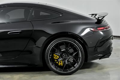 2025 Mercedes-Benz AMG GT 55   - Photo 9 - Joliet, IL 60435