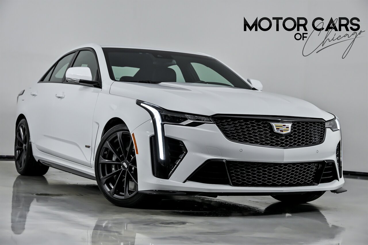 2022 Cadillac CT4-V Blackwing   - Photo 1 - Joliet, IL 60435