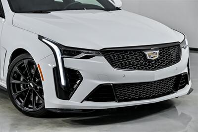 2022 Cadillac CT4-V Blackwing - Photo 3 - Joliet, IL 60435