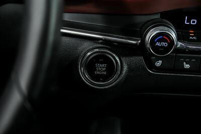 2024 Mazda Mazda3 Hatchback 2.5 Turbo Premium Plus   - Photo 30 - Joliet, IL 60435