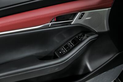 2024 Mazda Mazda3 Hatchback 2.5 Turbo Premium Plus   - Photo 18 - Joliet, IL 60435