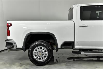 2023 Chevrolet Silverado 2500HD LT   - Photo 13 - Joliet, IL 60435