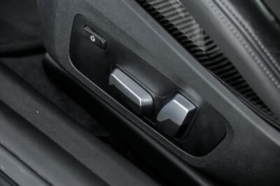 2024 BMW M2 -CARBON BUCKETS-MANUAL! - Photo 23 - Joliet, IL 60435