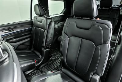 2021 Jeep Grand Cherokee L Overland - Photo 26 - Joliet, IL 60435