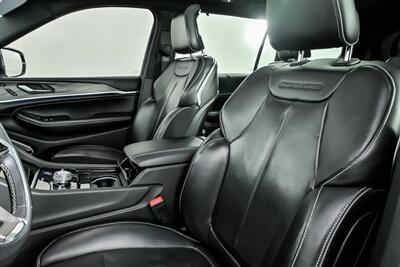2021 Jeep Grand Cherokee L Overland - Photo 24 - Joliet, IL 60435