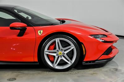 2021 Ferrari SF90 Stradale   - Photo 15 - Joliet, IL 60435