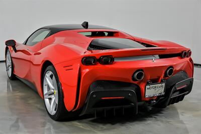 2021 Ferrari SF90 Stradale   - Photo 10 - Joliet, IL 60435
