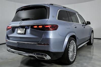 2025 Mercedes-Benz GLS Mercedes-Maybach GLS 600 4MATIC   - Photo 12 - Joliet, IL 60435
